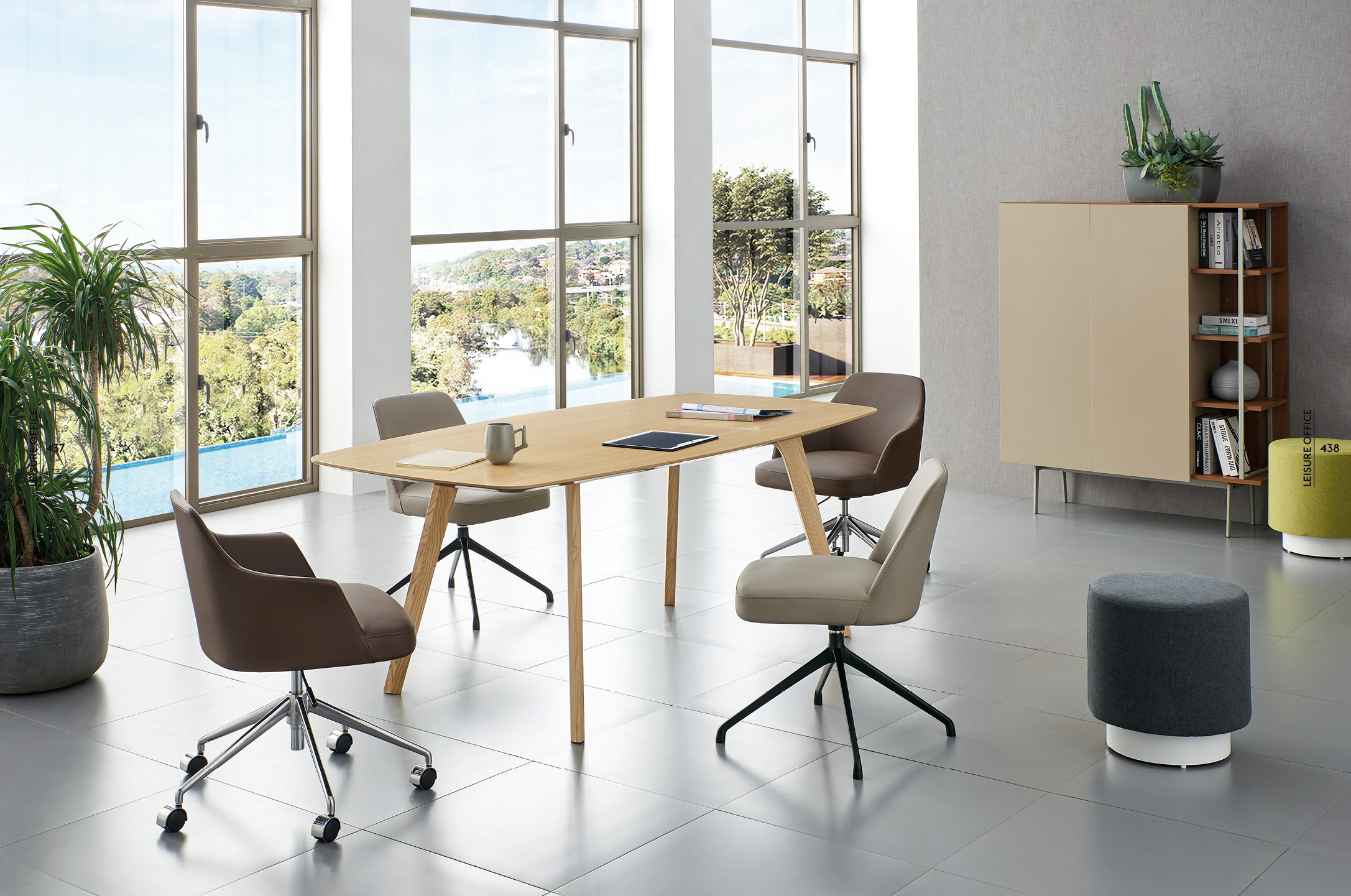 How to Choose a Premium Office Furniture Manufacturer for Your 2026 Workspace